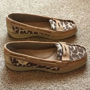 Animal print Sperry Top-Sider loafers